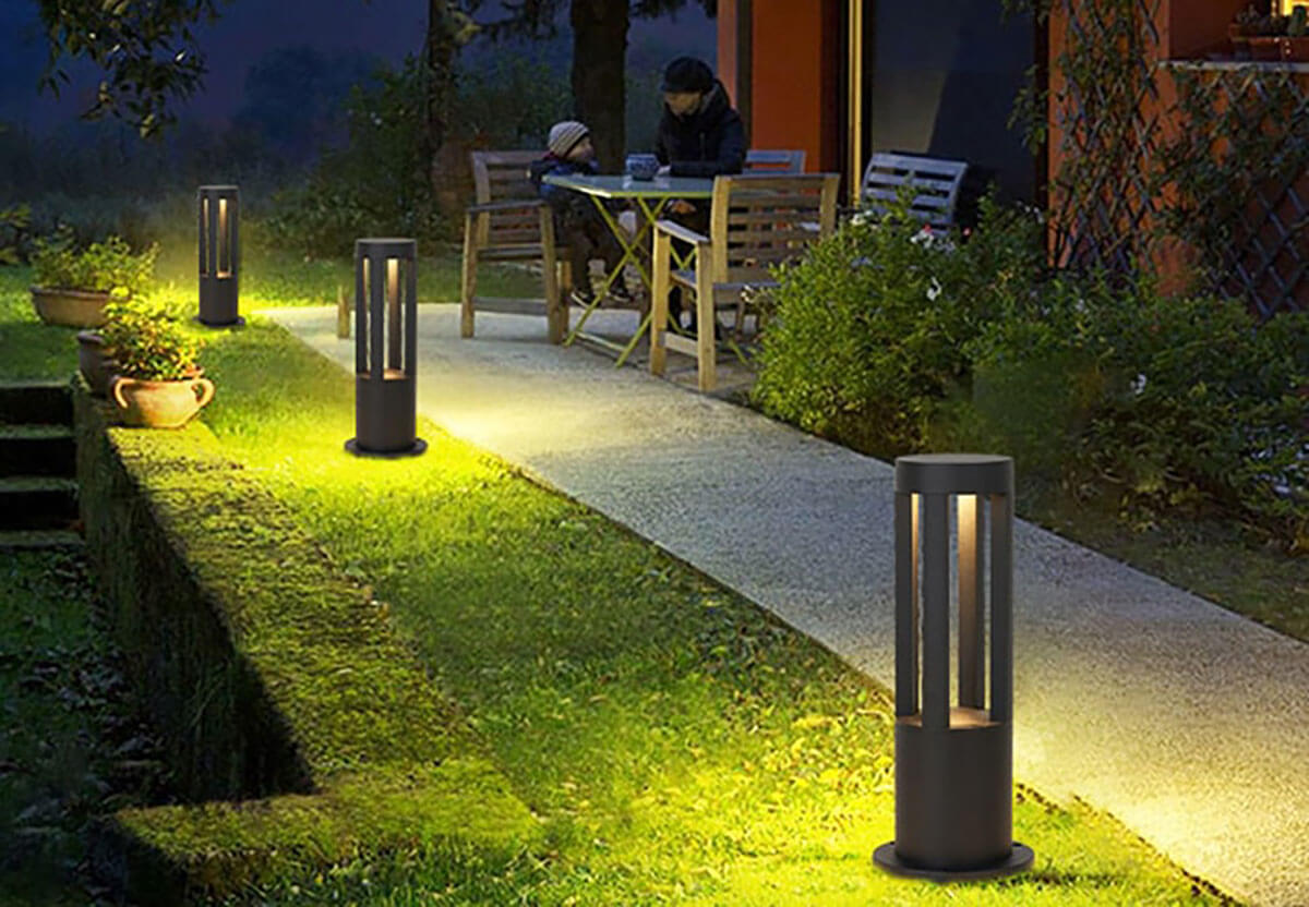 LED Bollard Lights: The Definitive Guide – Upward Lighting: Outdoor ...